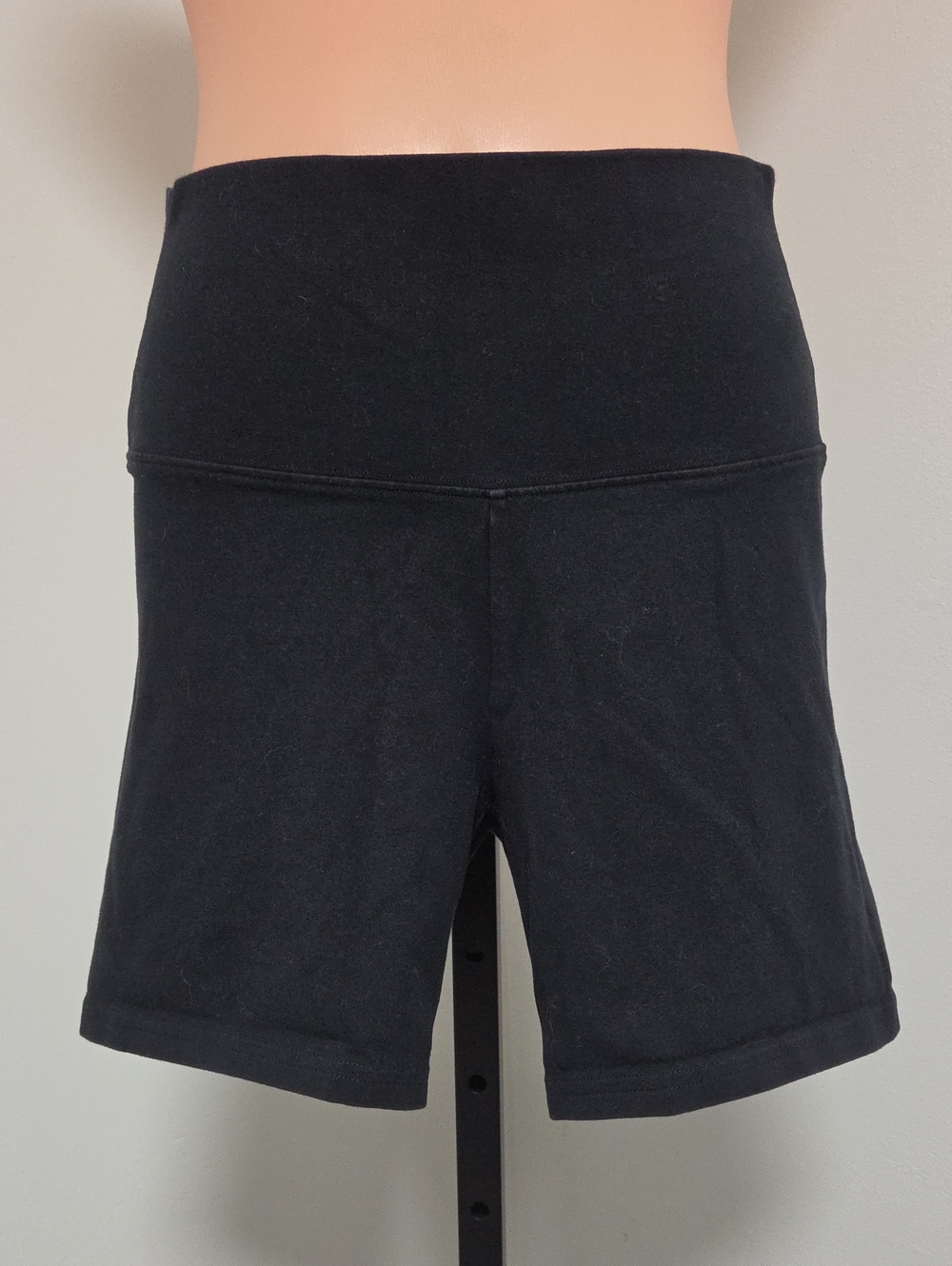 TNA "Hold-It Atmosphere Hi-Rise" 5" Short